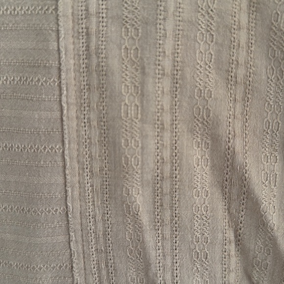 Gap Textured Resort Shirt - Picture 3 of 4